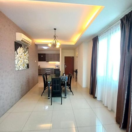 K. Riverfront Apartment 이포 외부 사진